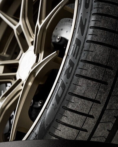 Pirelli P ZERO PZ4 295 35 R23 3D model view 3